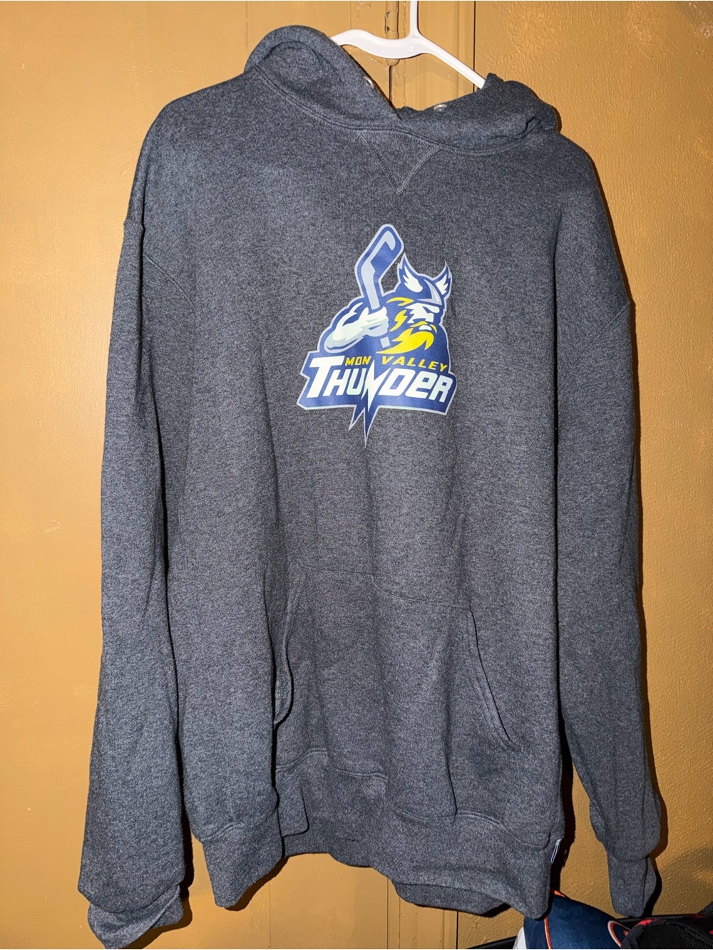 Mon Valley Thunder Hockey Hoodie Men’s Size XL Used Pre Owned Graphic Print MVTH